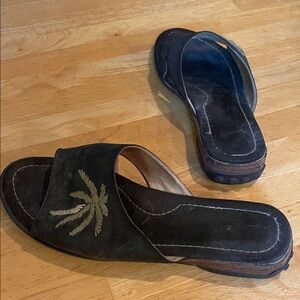 Black Slide Mules with Embroidered Palm Accent